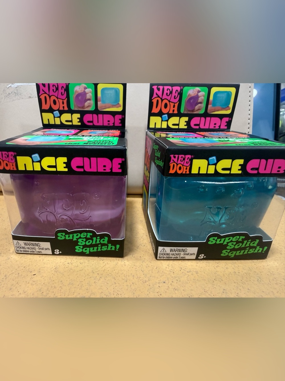 NWT 2-NeeDoh Nice Cube